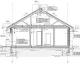 Przekrój przez budynek, szczegółowy projekt techniczny domu z opisem warstw izolacji i konstrukcji.